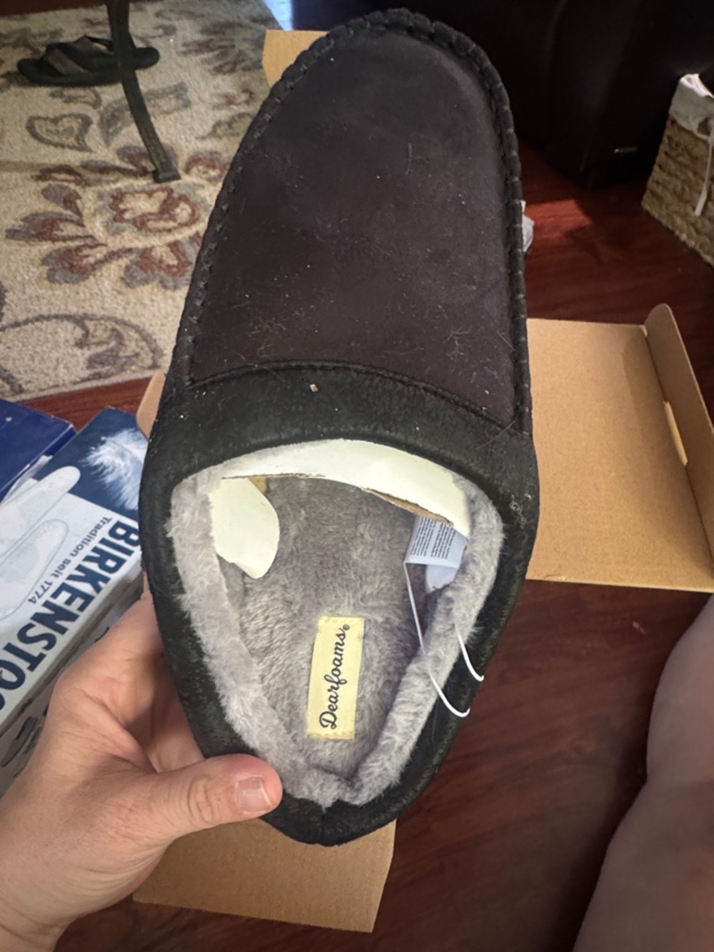 dearfoams Men's Black Slip-On Memory Foam Shoe